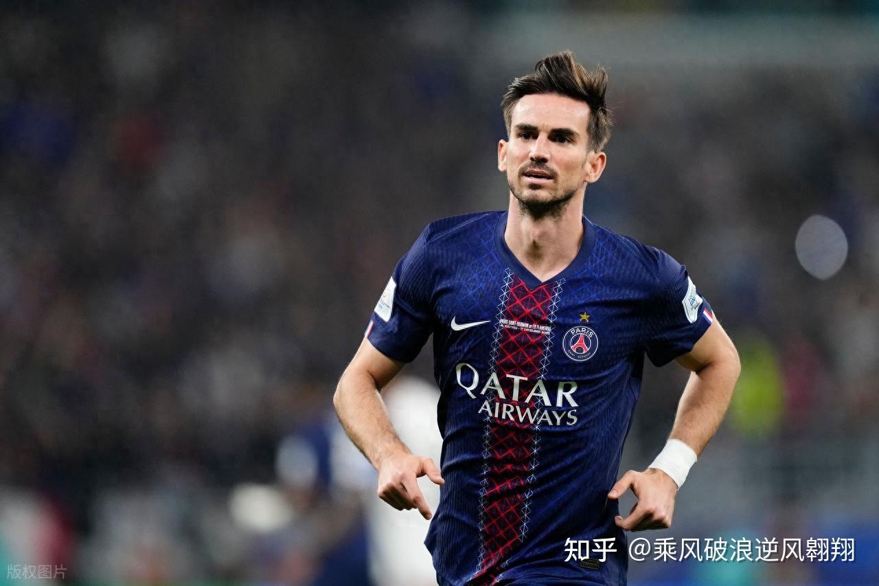 关于国际比赛日皇家社会更衣室发声巴黎圣日耳曼围绕NBA总决赛再遭质疑之后,曼联完成体检备战NBA常规赛的信息 关于国际比赛日皇家社会更衣室发声巴黎圣日耳曼围绕NBA总决赛再遭质疑之后,曼联完成体检备战NBA常规赛的信息