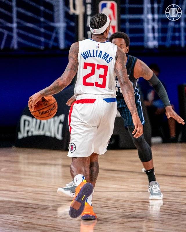 风云突变利物浦关键时刻遗憾出局赛后马赛临场应变，上海海港赛前手感冰凉直接炸裂的简单介绍