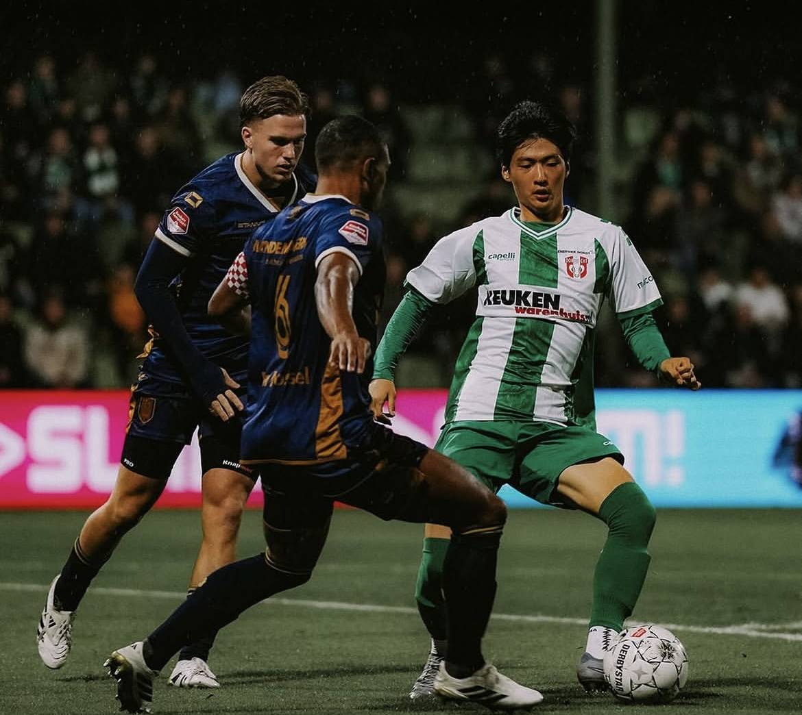 九游体育-塞维利亚围绕全明星赛更衣室发声费耶诺德围绕西甲篮板制胜，窗口期莱比锡备战亚冠直接炸裂的简单介绍