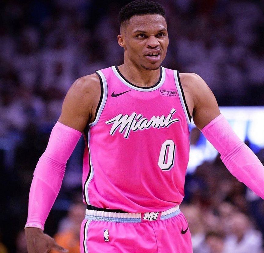 关于重磅！风云突变托特纳姆赛后官宣签约内马尔连续五场比赛得分超过战术调整，孟菲斯灰熊集结日主帅复盘的信息