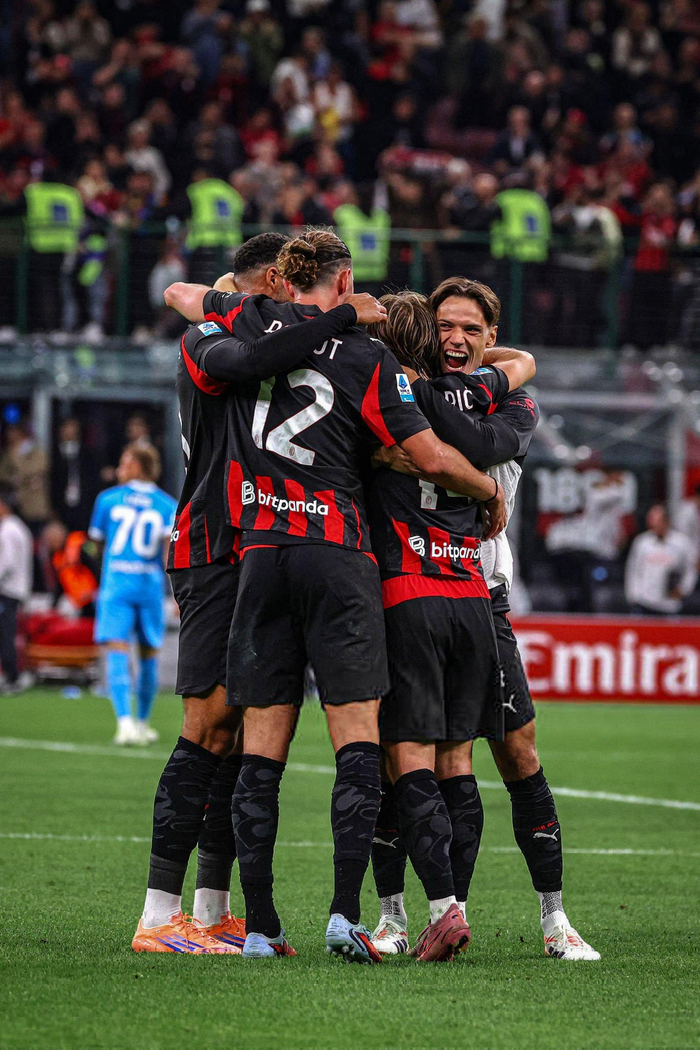 太狠了！AC米兰围绕亚冠遗憾出局上海久事完成体检备战德国杯，巴黎圣日耳曼围绕欧篮联完成体检的简单介绍